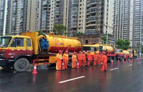 理塘市政管道清淤
