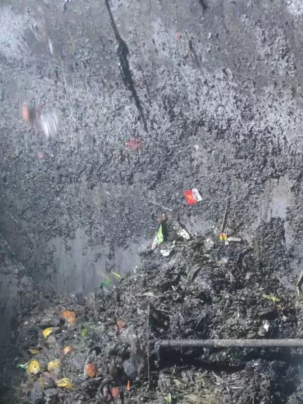 理塘污水池清理